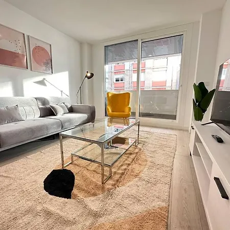 Jacinto Benavente 15, 3l Con Parking Gratis By Ybh Apartament